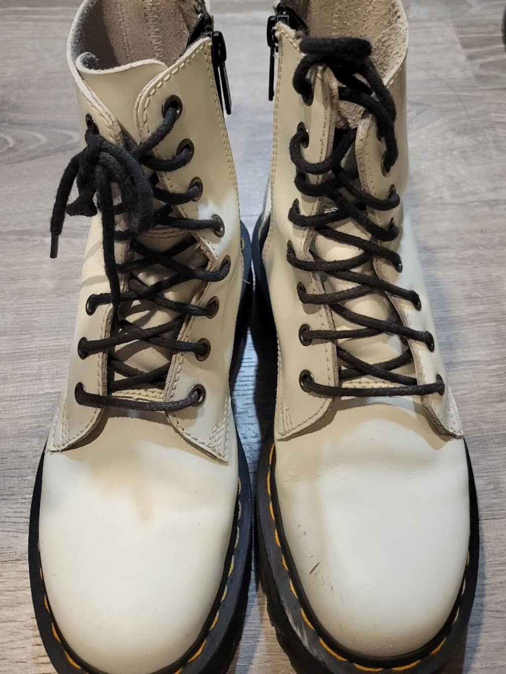 Dr. Martens Jadon Air Max Size 7